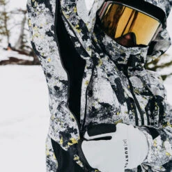 Burton [ak] Gore-Tex Swash Snowboardjacke Limeade Lichen Herren -Skiausrüstung Rabatte burton ak gore swash jacket 10001109964 04 gross