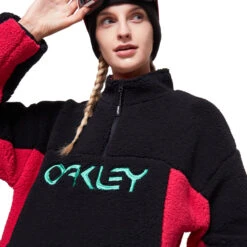 Oakley TNP Sherpa Fleece Fleecepullover Black/Rubine Damen -Skiausrüstung Rabatte oakley tnp womens sherpa fleece foa500006 9br 02 gross
