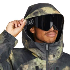 Volcom Brighton Pullover Wintersportjacke Camouflage Herren -Skiausrüstung Rabatte volcom brighton pullover g0652315 cam 03 gross