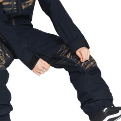 Volcom Romy Schneeanzug Black Damen -Skiausrüstung Rabatte volcom romy snow suit h0652206 blk 08 gross