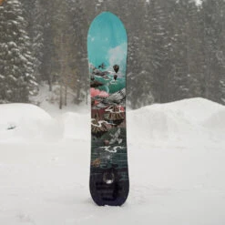 Yes! Yes 420 Powderhull Snowboard Herren -Skiausrüstung Rabatte yes 420 powderhull 2023 02 gross